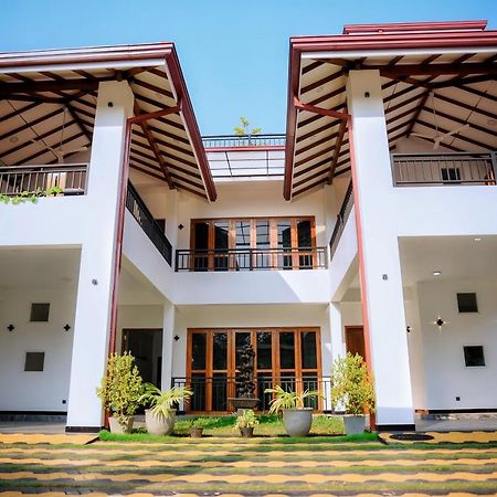 Aurum Boutique Hotel Negombo Eksteriør billede