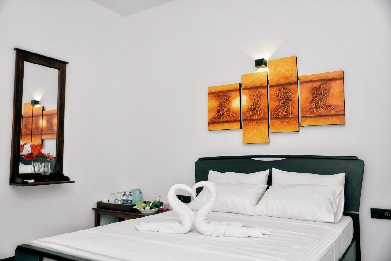 Aurum Boutique Hotel Negombo Eksteriør billede